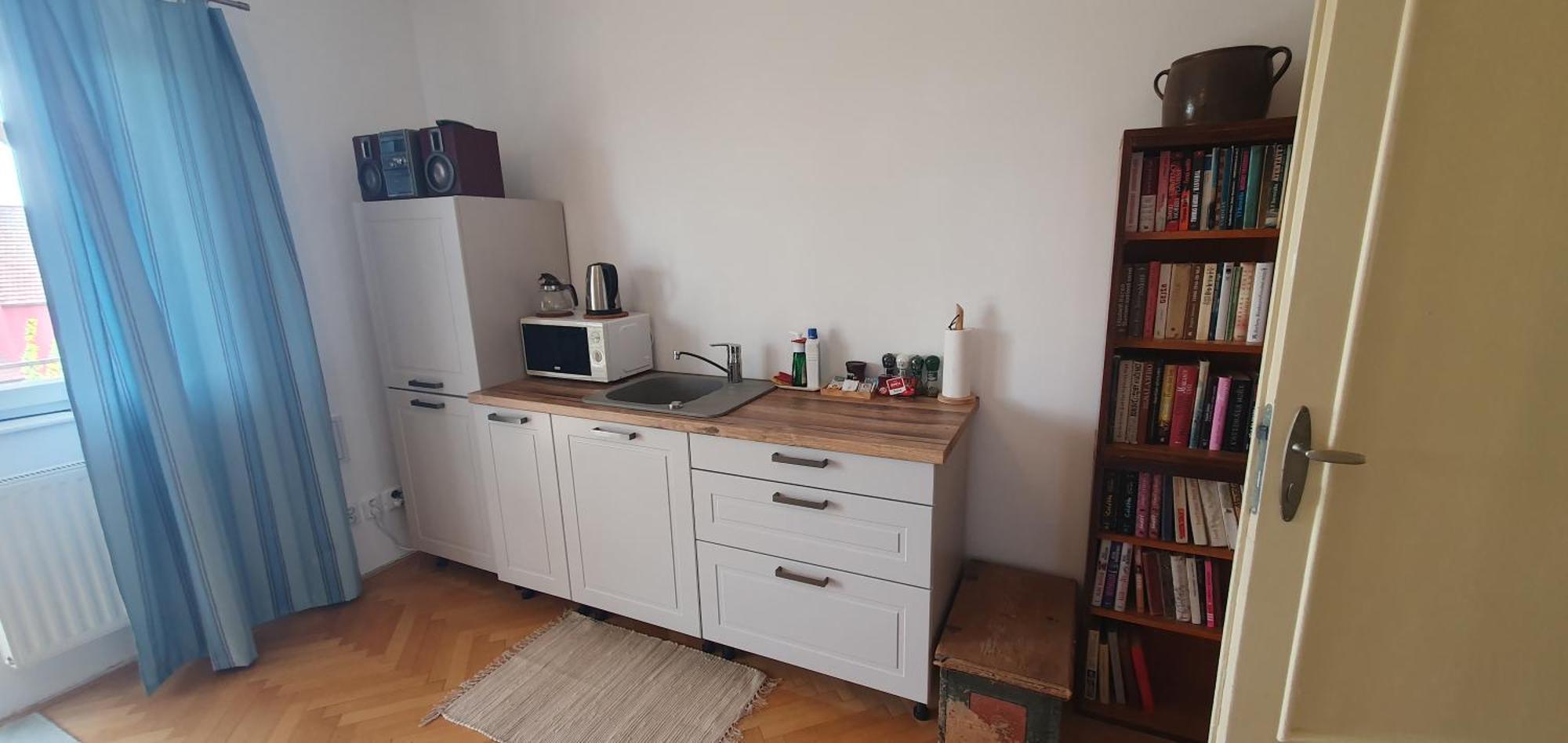 Nejklidnejsi Spanek S Vyhlidkou Vyhradne Pro Nekuraky - Vistaria - Na Hradbach 5 Homestay *